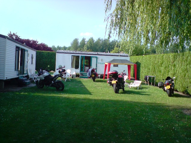 640x480 pixels (105K)